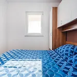 Apartment 2 Bedroom In *