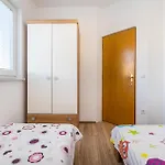 2 Bedroom In Apartment Rtina