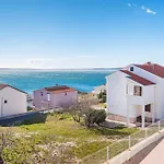 2 Bedroom In Apartment Rtina