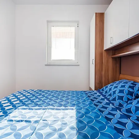 Apartamento 2 Bedroom In *