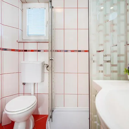 Apartment 2 Bedroom In *