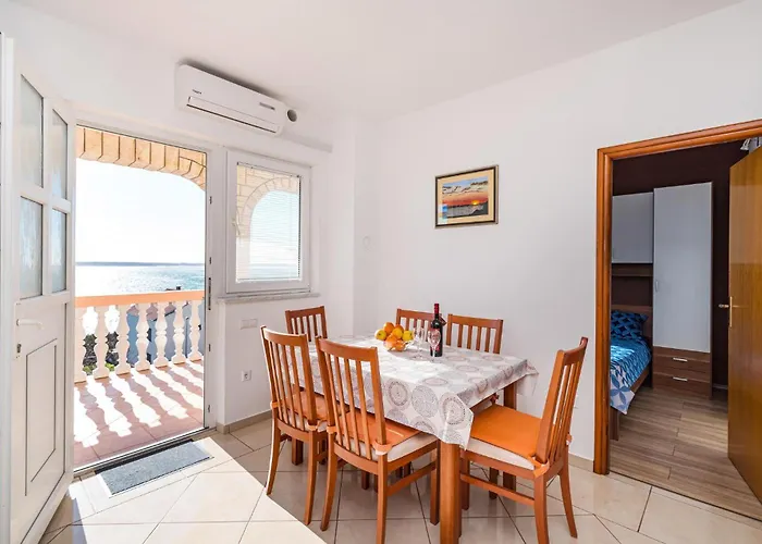 2 Bedroom In * ルティナ