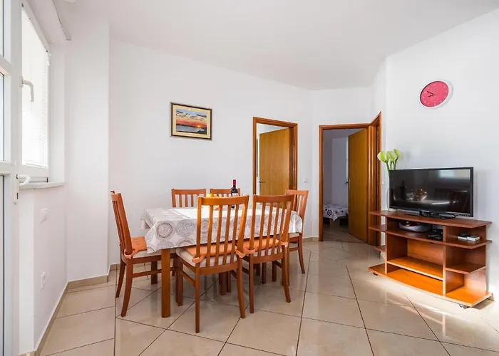 アパート 2 Bedroom In