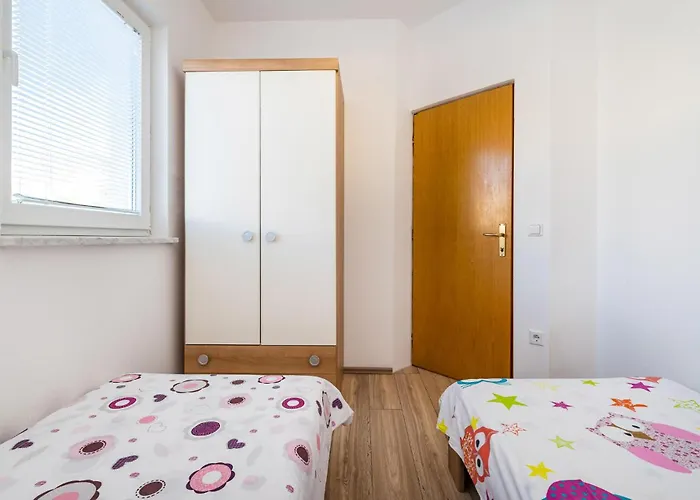 2 Bedroom In アパート ルティナ