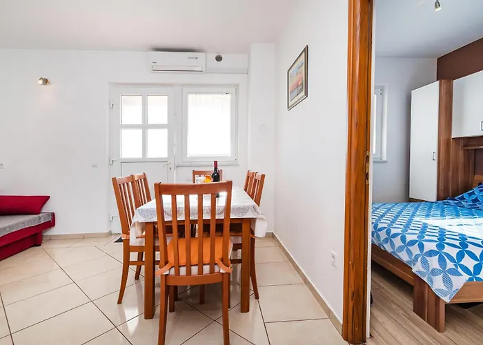 2 Bedroom In アパート ルティナ